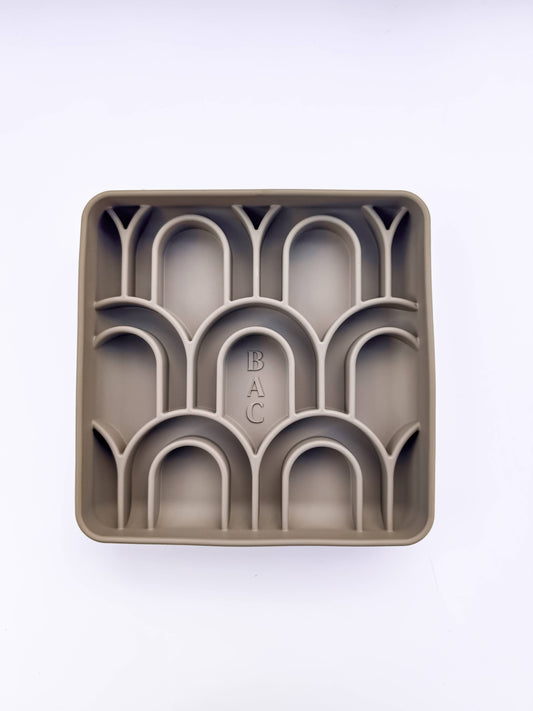 Arco Slow Feeder - Driftwood