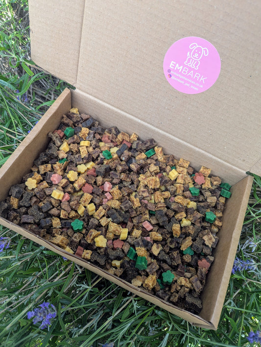Chicken Free Fetch & Feast Box - Natural Training Treat Box For Dogs