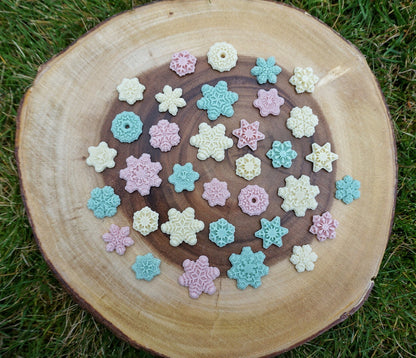 Little Paws Christmas Snowflakes | Natural Goat's Milk Dog Treats