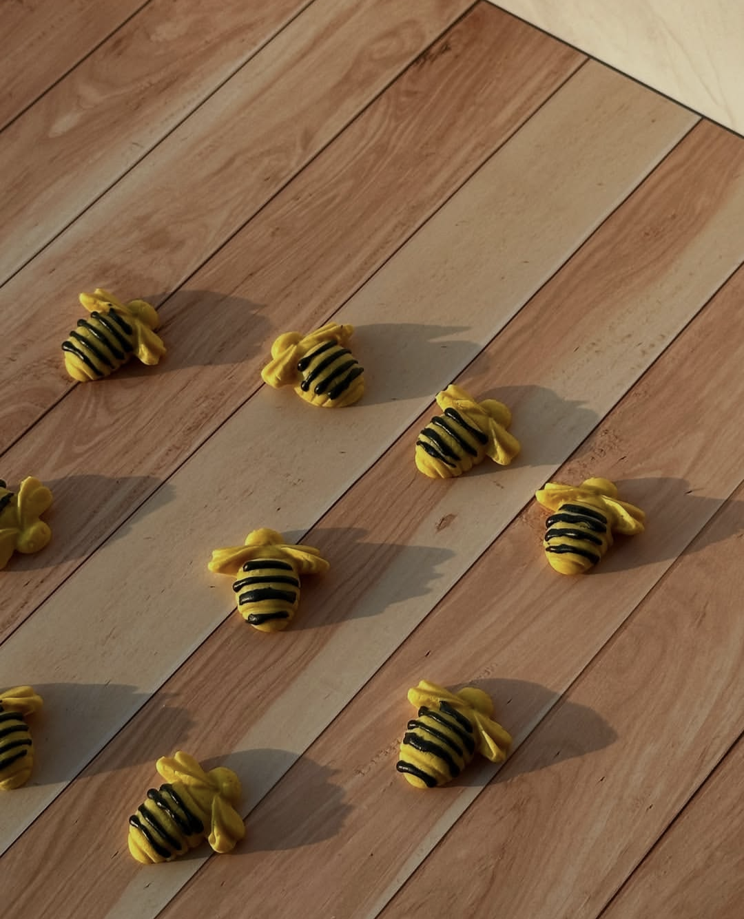 Buzzy Bees | Natural Bee Pollen Dog Treats